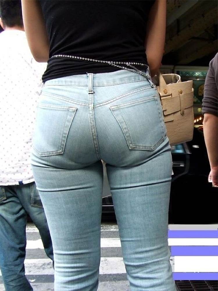 スキニージーンズ_デカ尻_街撮り盗撮07