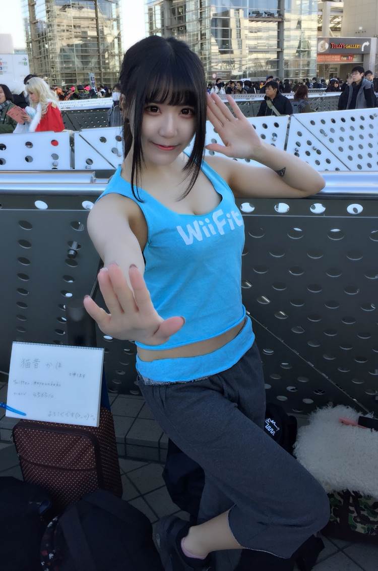 C95_コミケ_コスプレ_1日目_エロ画像08