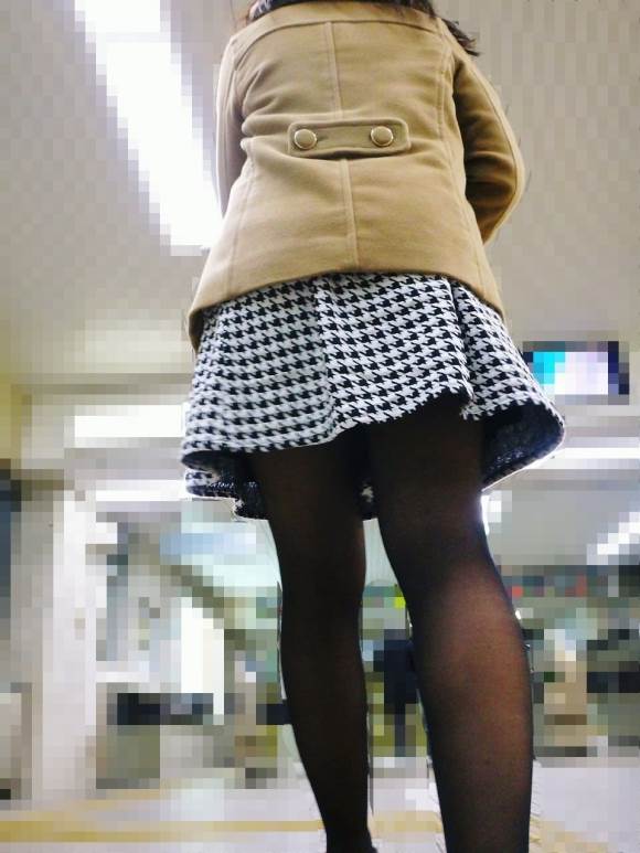 黒パンスト_冬服_素人_街撮り_エロ画像13