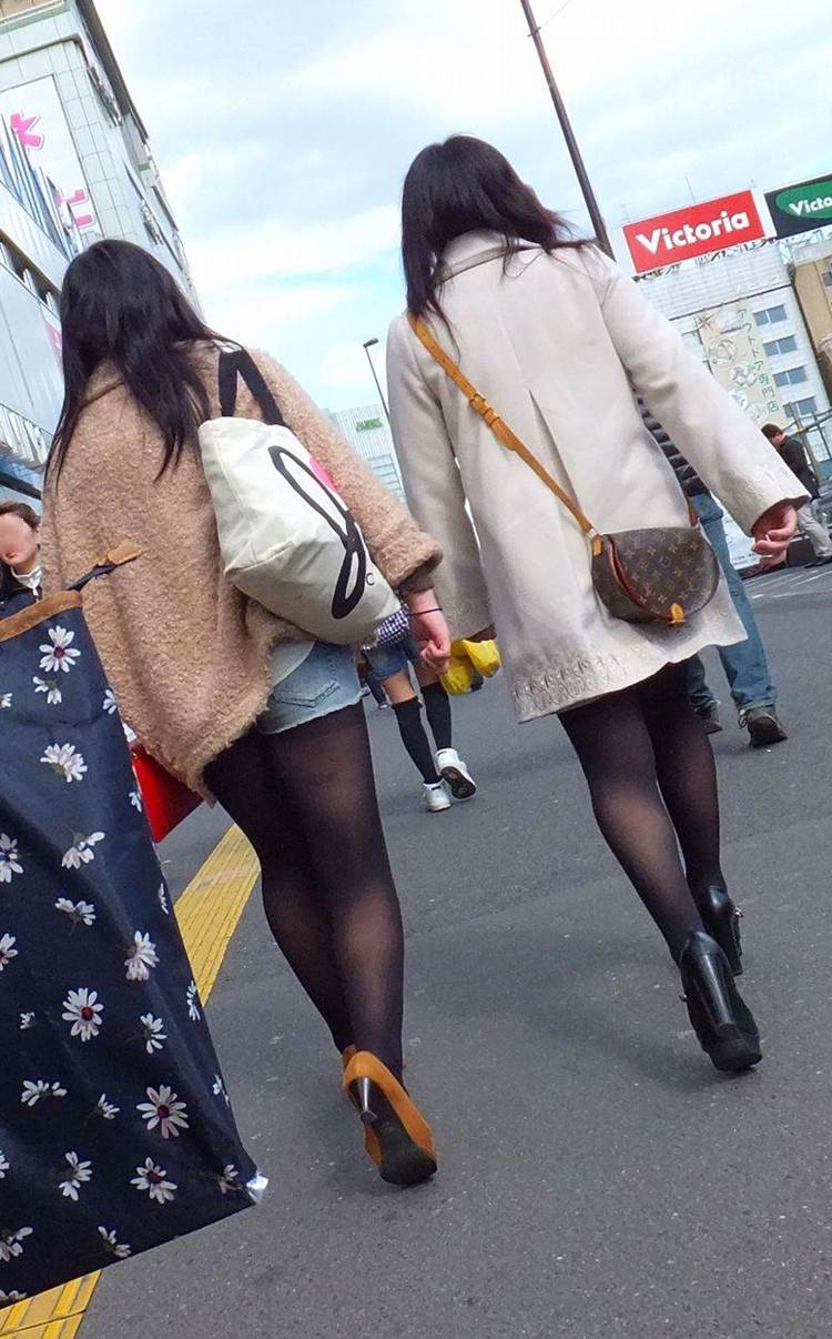 黒パンスト_冬服_素人_街撮り_エロ画像18