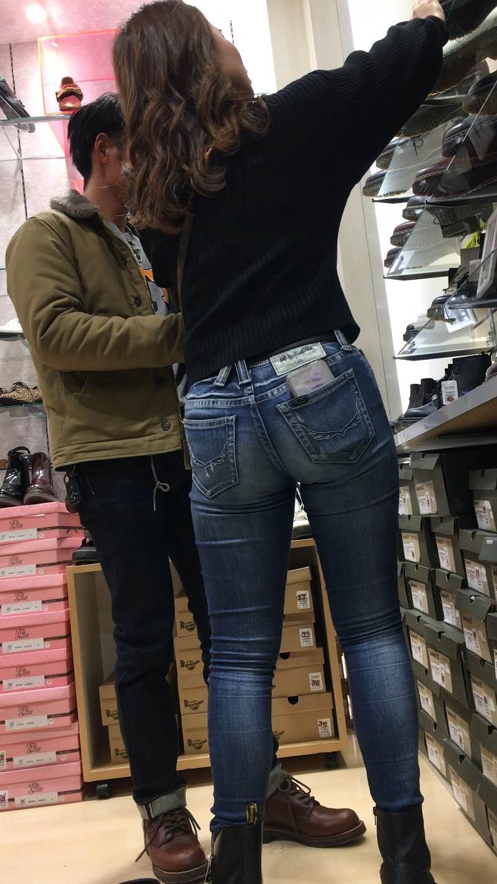 素人_デニム_街撮り_盗撮_エロ画像31