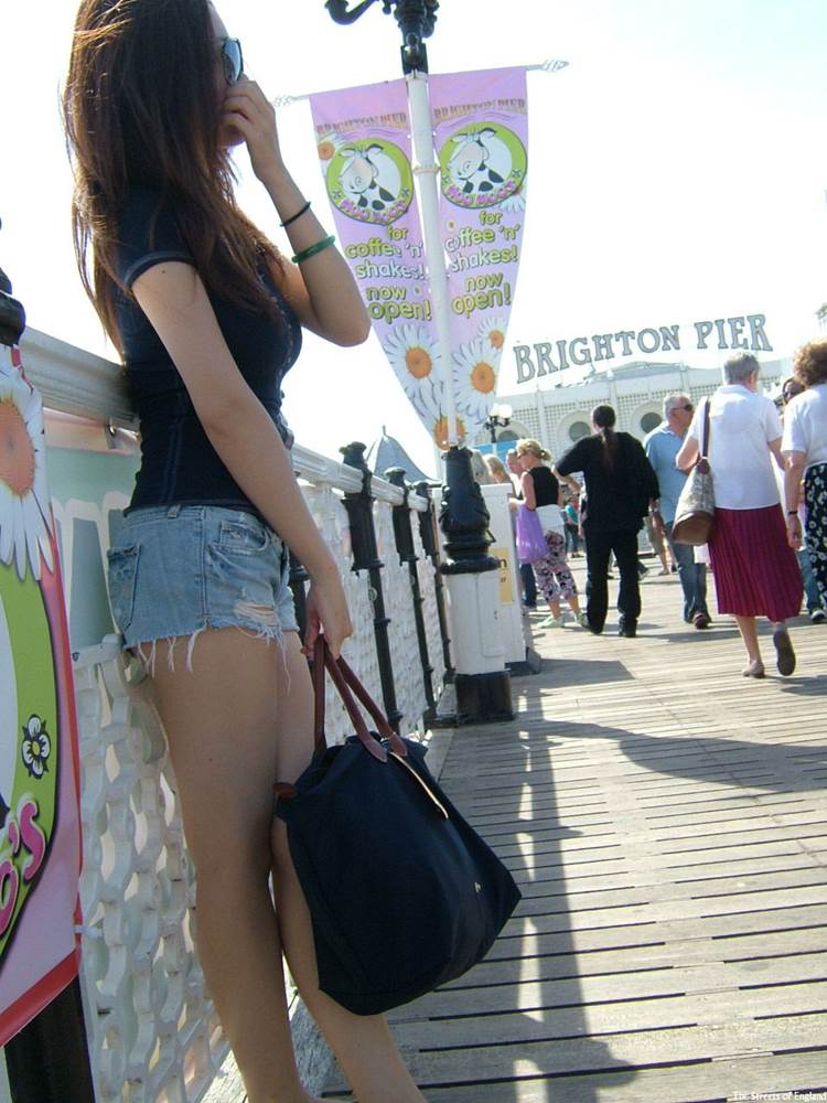 デニムホットパンツ_街撮り_素人04