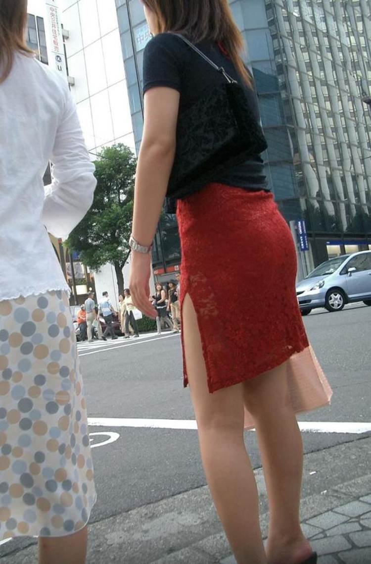 カラータイトスカート_街撮り盗撮04