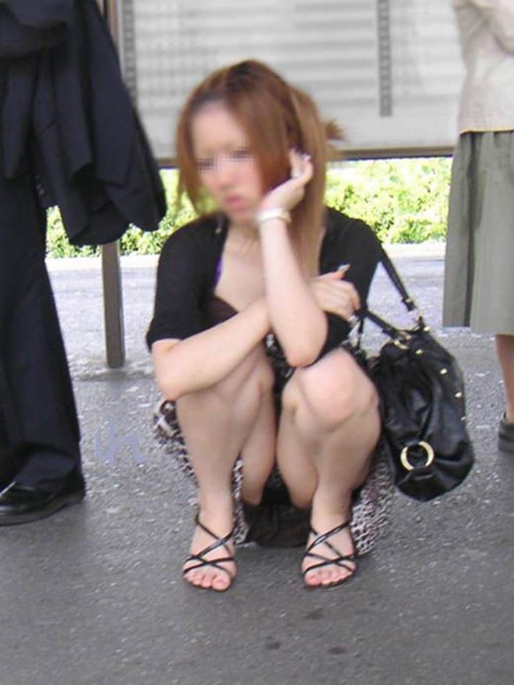 素人ギャル_座りパンチラ_盗撮エロ画像20