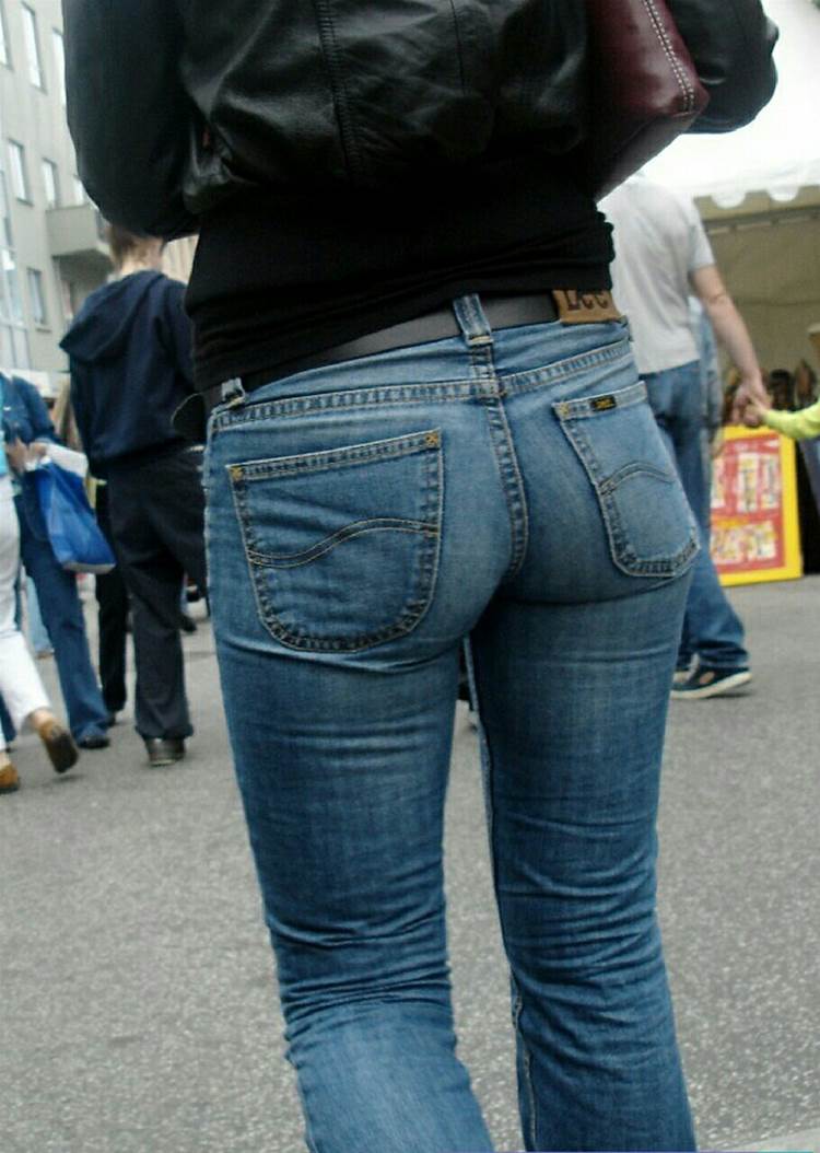 デニム_Gパン_デカ尻_街撮り盗撮02