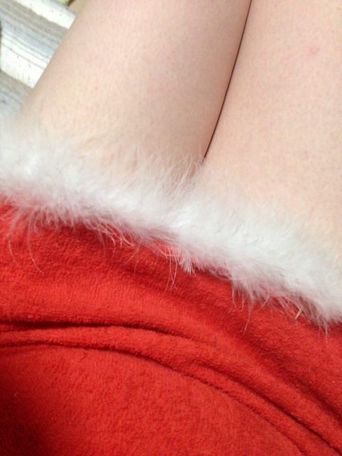 サンタコスプレ_素人_自撮り_太もも_エロ画像19