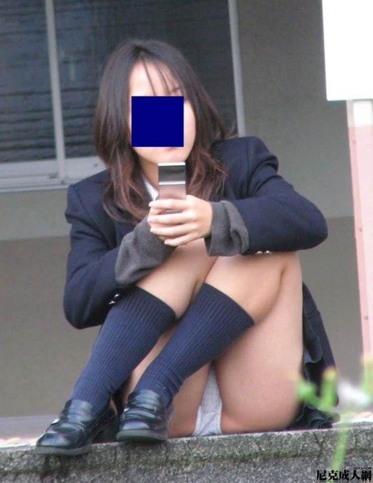 JK_パンチラ_盗撮_エロ画像07