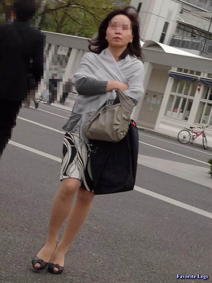 熟女_人妻_街撮り_盗撮_エロ画像11