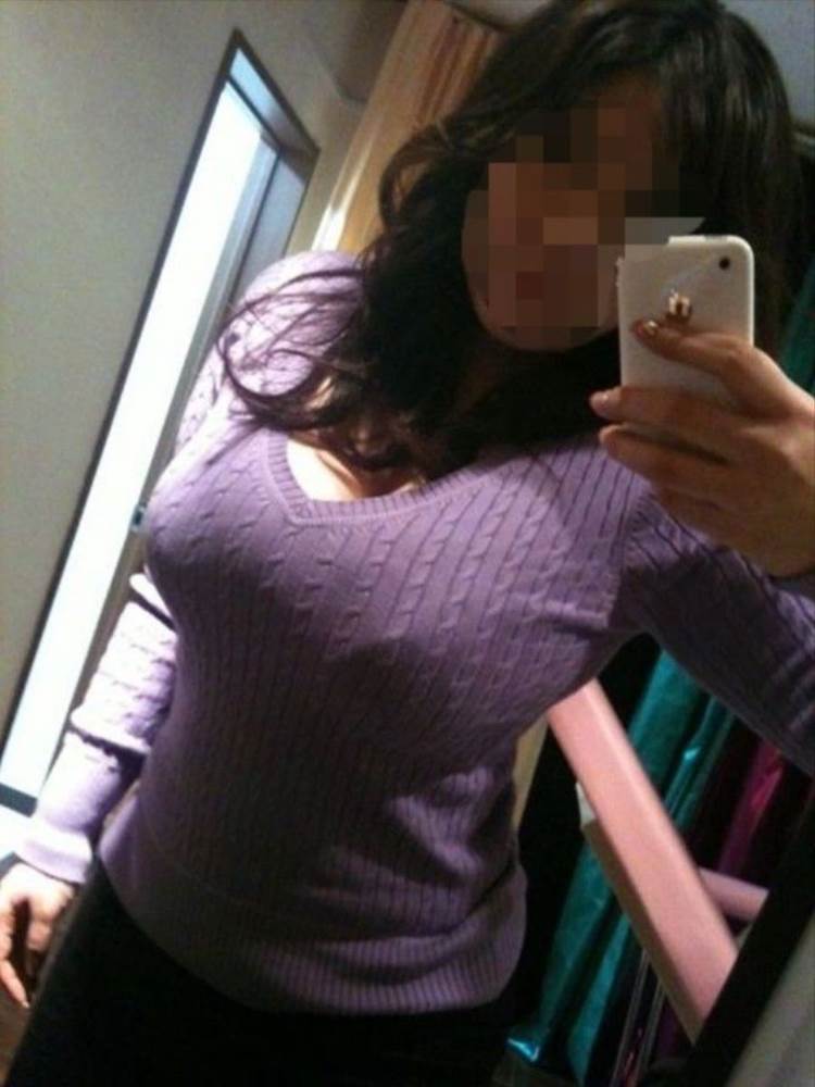 着衣巨乳_ニット_自撮り_エロ画像18