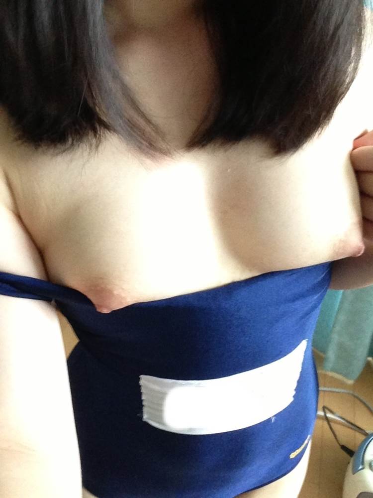 素人_スクール水着_自撮り_ぽろり_エロ画像13