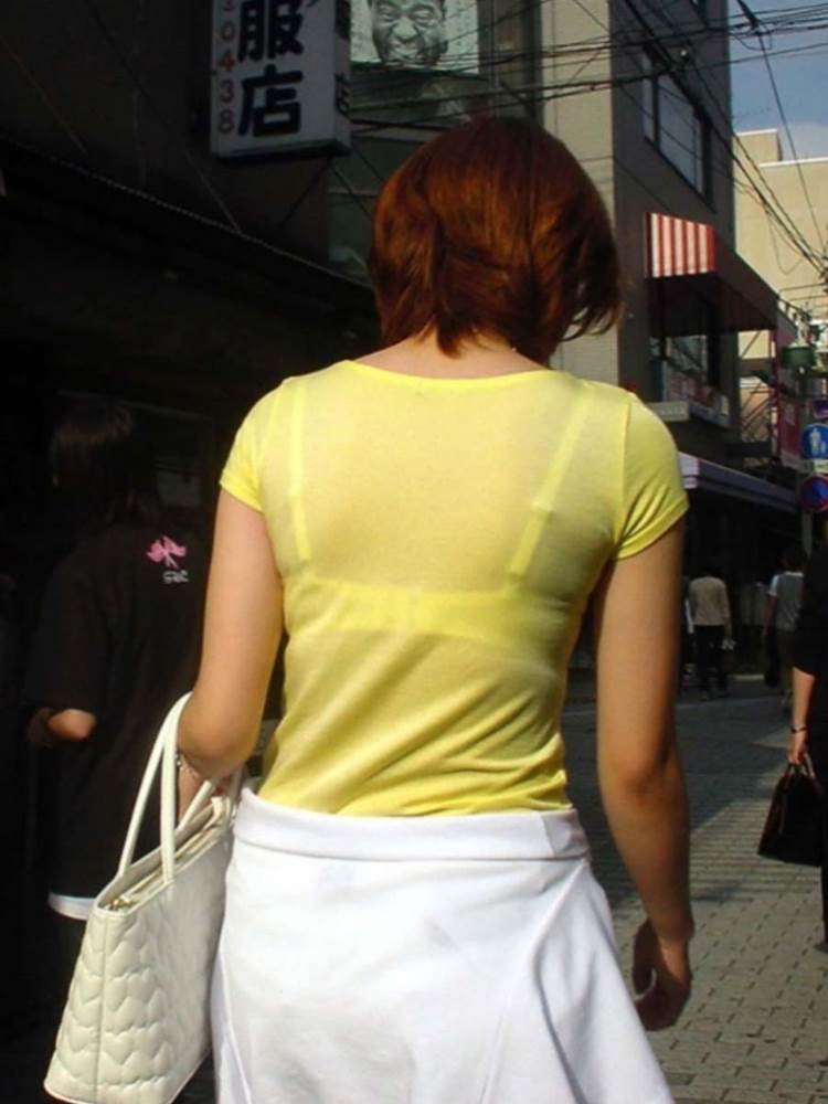 人妻_素人_透けブラ_街撮り_盗撮_エロ画像18