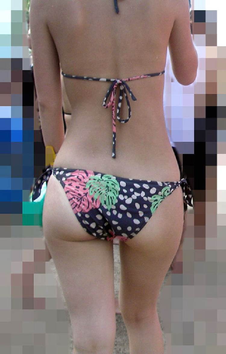 素人_水着_ハミ尻_接写_盗撮_エロ画像04