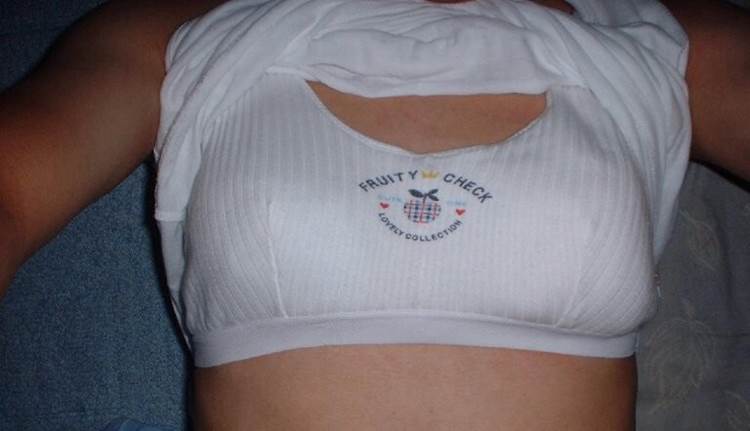 スポーツブラ_素人_自撮り_エロ画像05