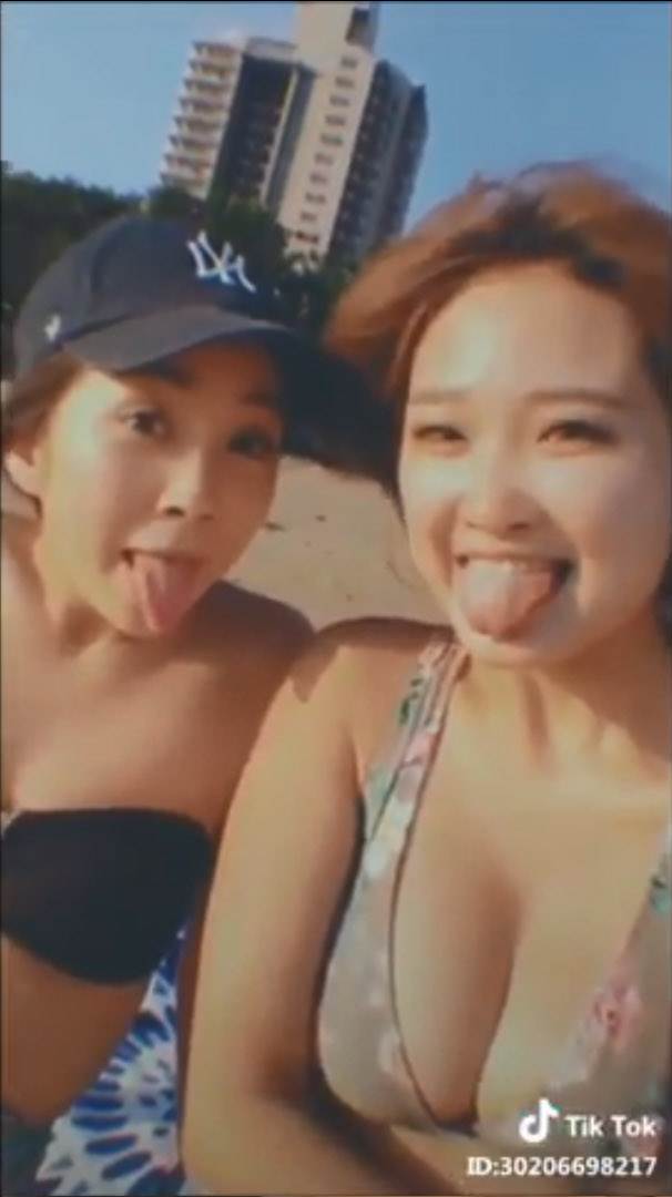 tiktok_水着女子_エロ画像03