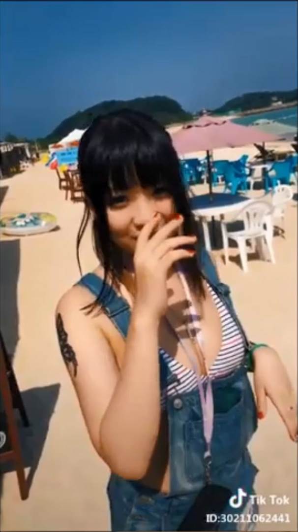 tiktok_水着女子_エロ画像07