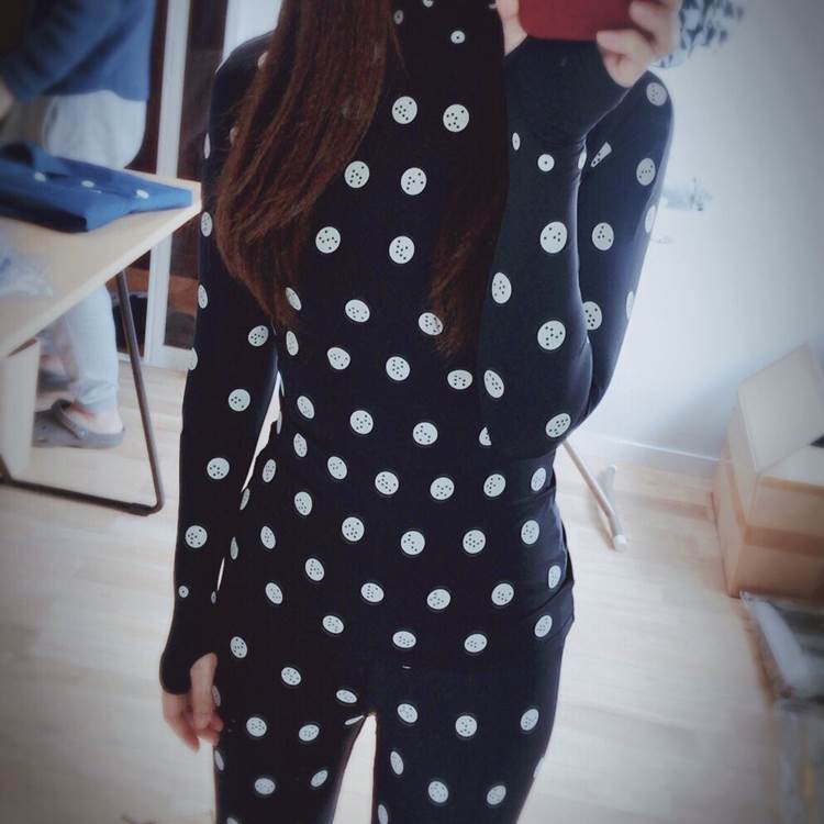 ZOZOスーツ_自撮り_エロ画像36