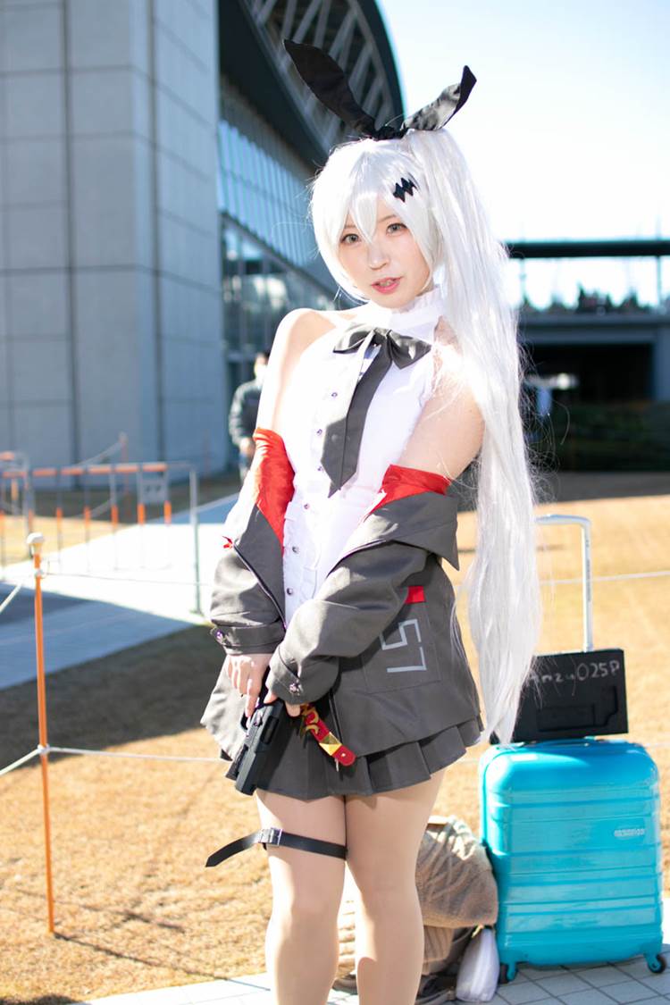 C95_コミケ_コスプレ_1日目_エロ画像03