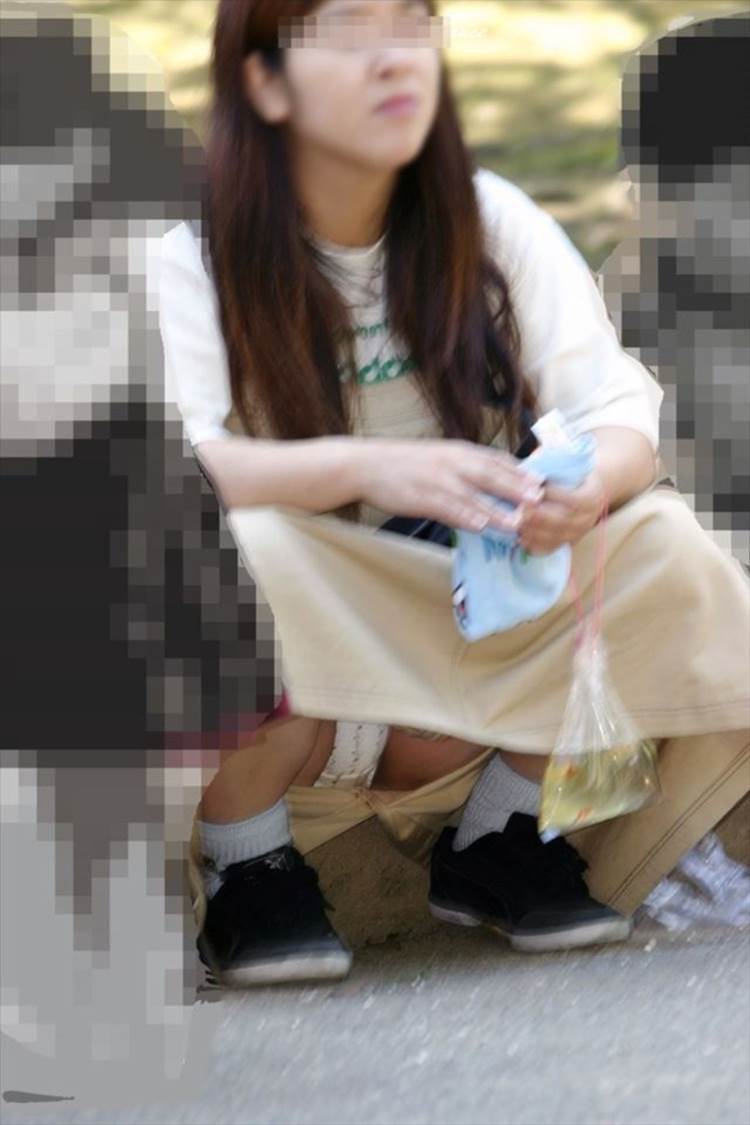 人妻_パンチラ_盗撮_エロ画像05