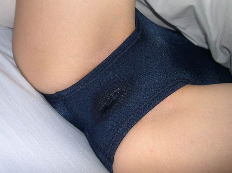 シミパンティー_クロッチ_マン汁_エロ画像18