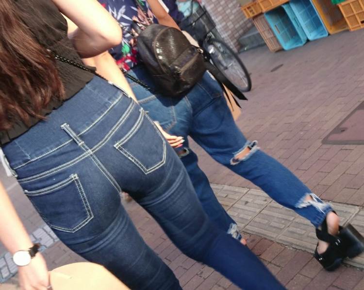 素人_デニム_街撮り_盗撮_エロ画像27