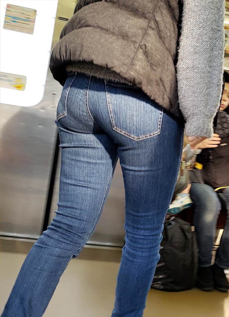 デニム_ジーパン_街撮り_盗撮_エロ画像08