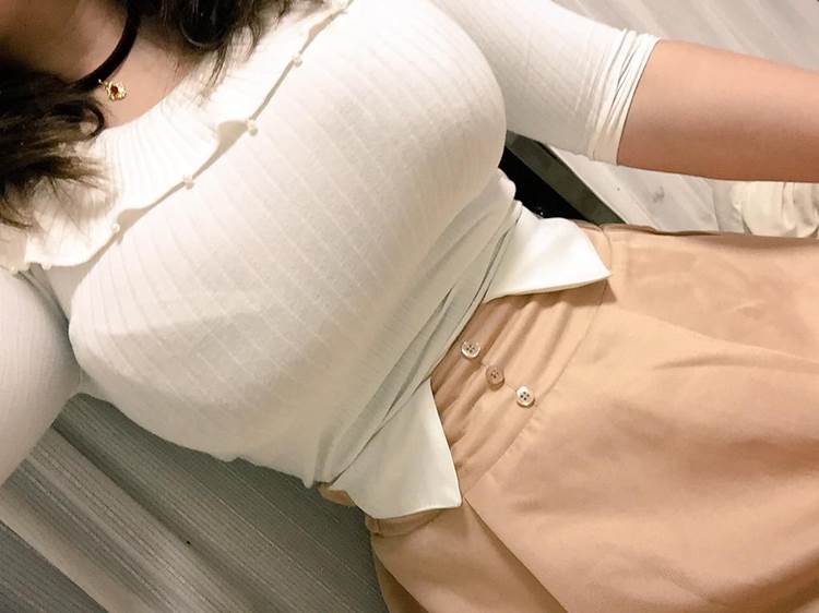 素人_着衣巨乳_自撮り_エロ画像20