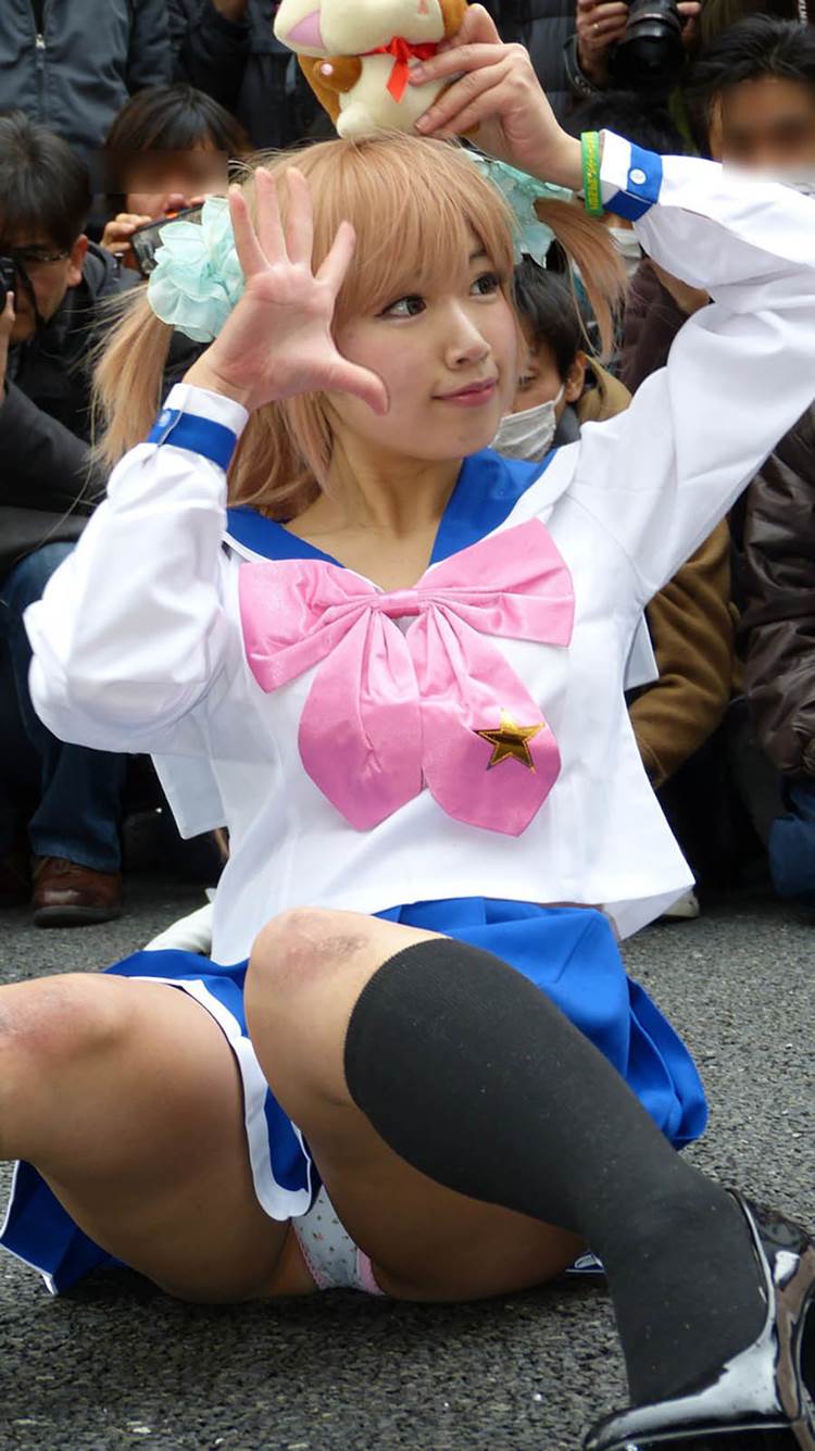 コスプレ_パンチラ_盗撮_エロ画像05