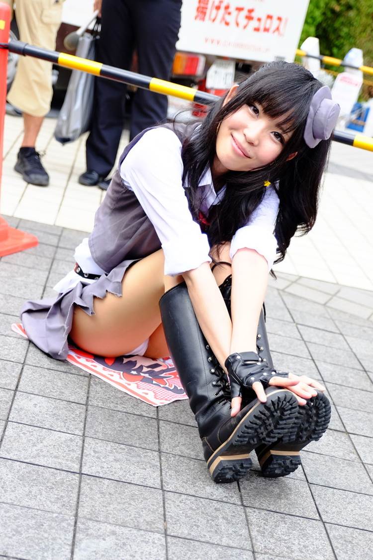 コスプレ_パンチラ_盗撮_エロ画像13