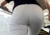 【パンティライン盗撮エロ画像】白パンツを履いて街中でPラインを晒け出す一般女性のお尻を街撮り盗撮ｗｗ